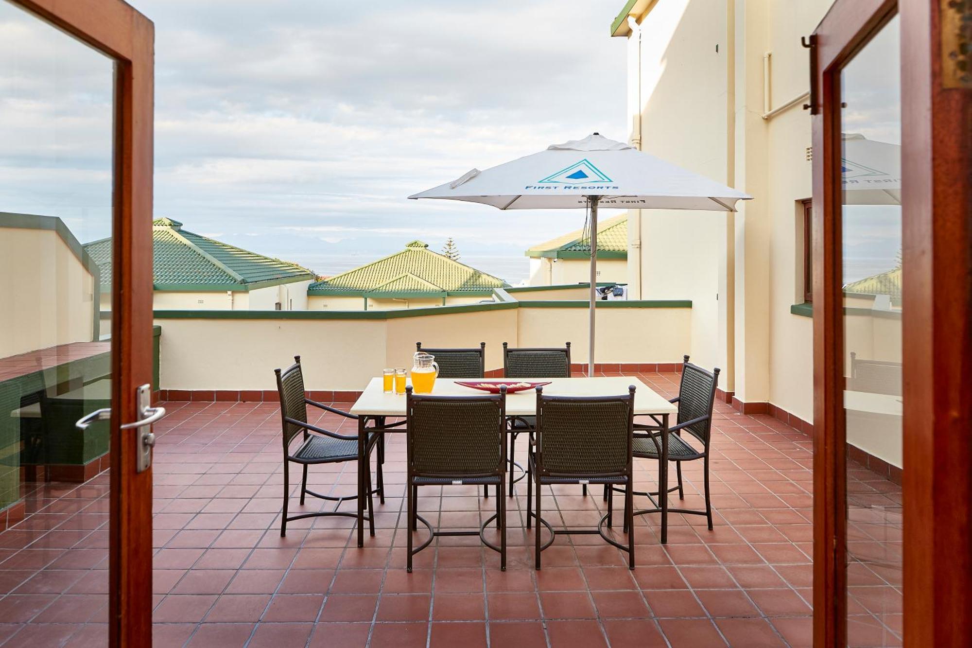 First Group Perna Perna Mossel Bay Apartment Екстериор снимка